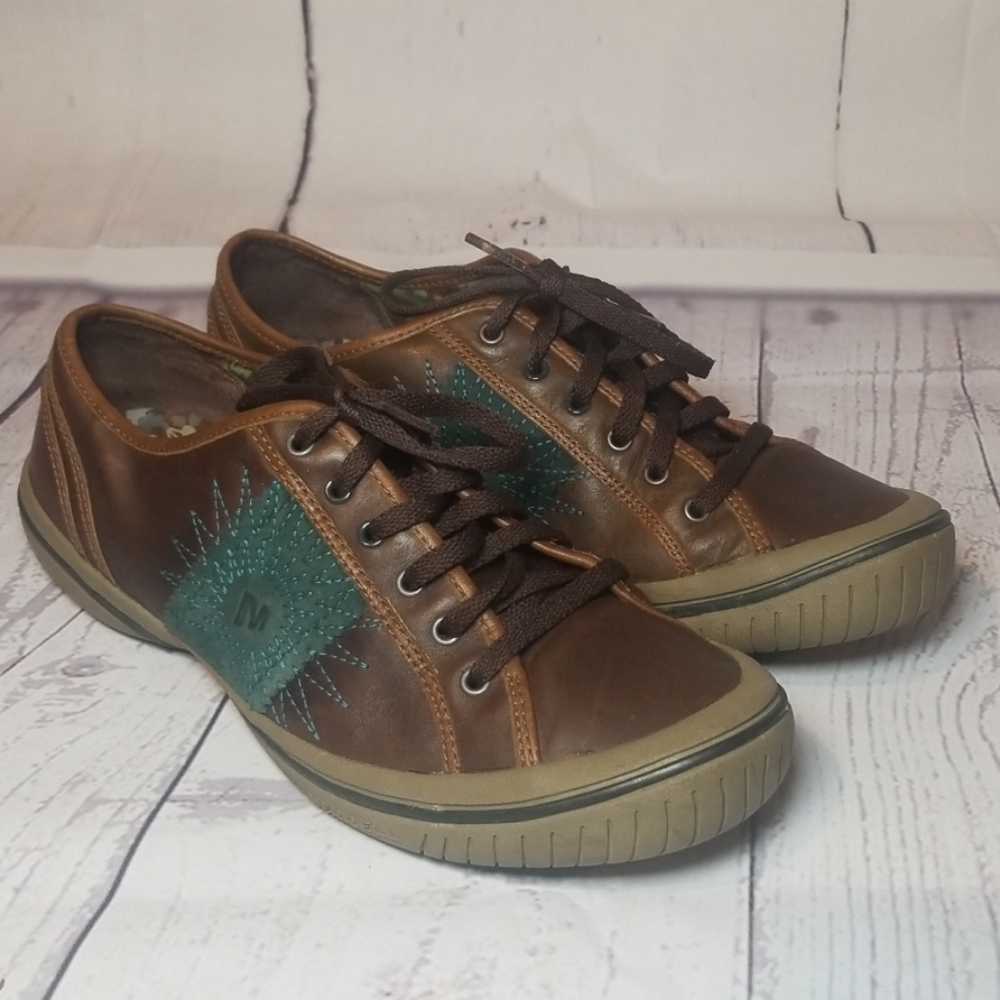 Merrell Star Dark Brown Walking Casual Trail shoes